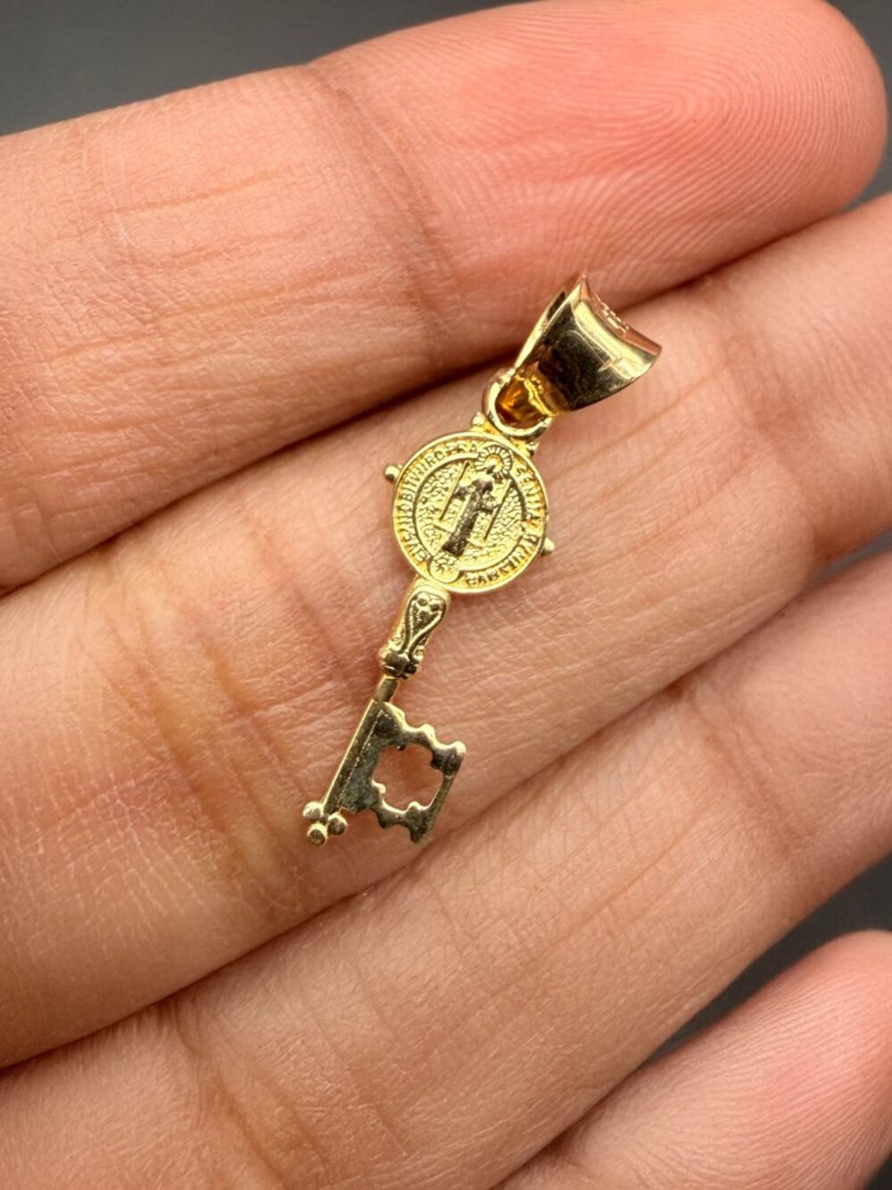 14K Yellow Gold San Benito Key Pendant